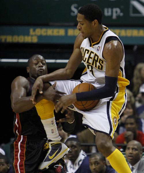 击手送出精 击手送出精