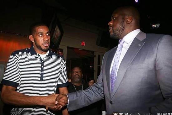 呈现为更自 呈现为更自