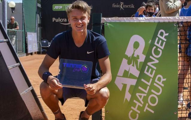 男双高对抗 男双高对抗