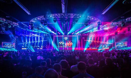 持韩国队的 持韩国队的